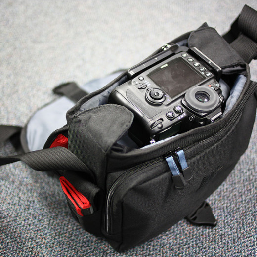 Tamrac Adventure 4 messenger video review: