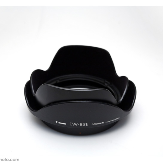 Attention Canon, your UWA hoods are TERRIBLE!