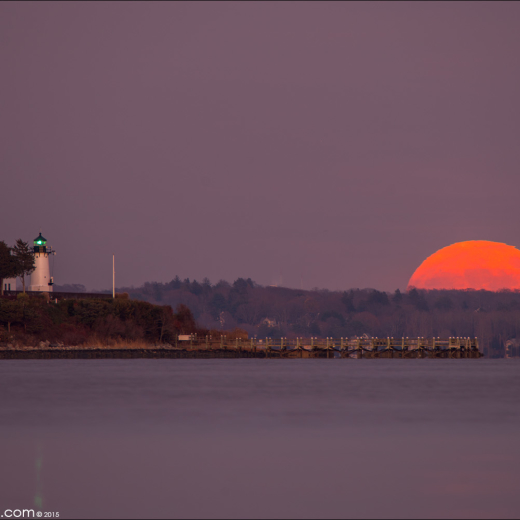Warwick Light moonrise